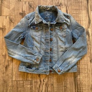 Ann Taylor Loft jean jacket💙